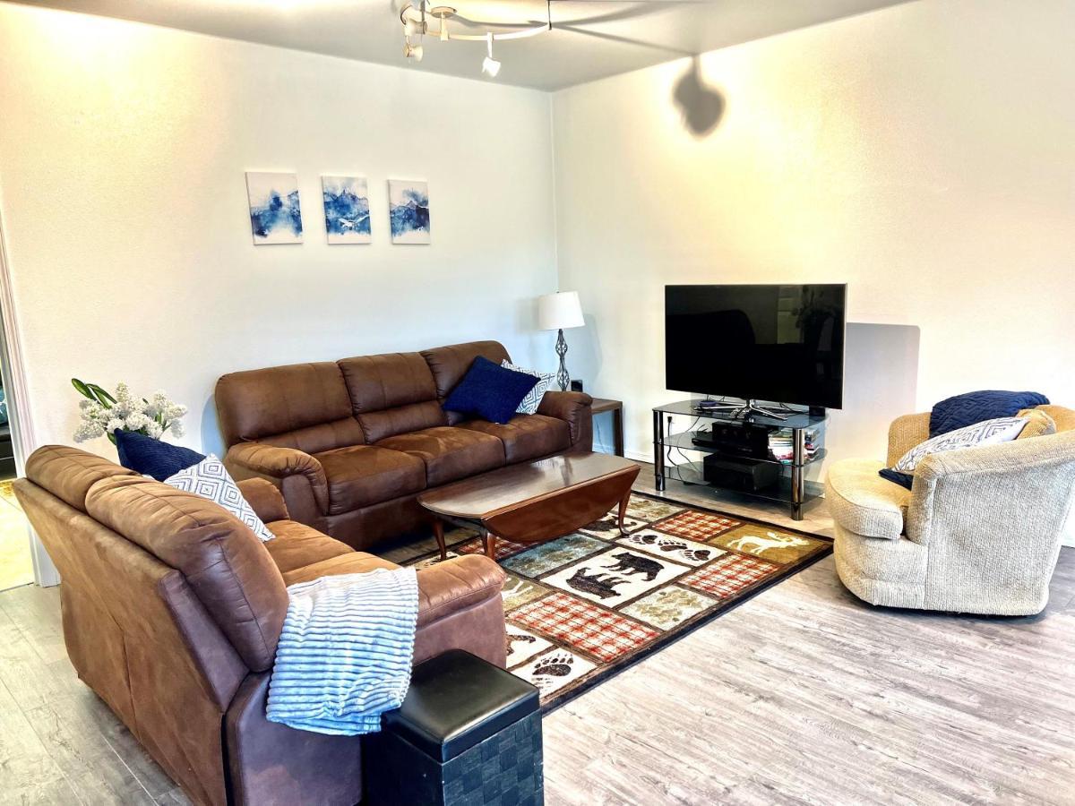 Newly Remodeled Spacious Units, Minutes From Mountains, Inlet, Downtown And Airport أنكوراج المظهر الخارجي الصورة